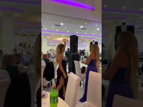 Violet Kukaj kercen me Vajzen e vet❤️ #couple #wedding #love  #dance #bride #dasmakosovare#viral