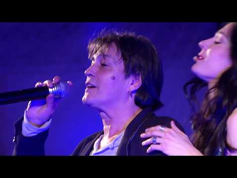 Vlado Kalember & Ana Rucner - Ljubio bih, nemam koga (MGNZ 2017)