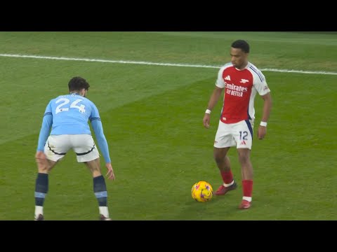 Jurrien Timber - The Powerful Defender (2024/25)