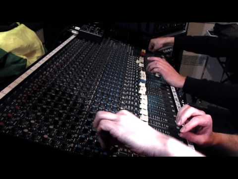 METTA FREQUENCIES - Turn to the East Dub (Live Dub mix)