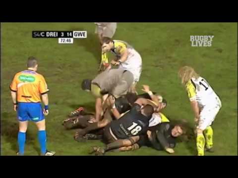 Adam Jones loves to kick!