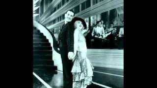 Tribute to Mae Murray: Willie Nelson Sings Stardust