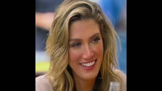 Download lagu LOVE IS IN THE AIR MOVIE SUMMARY #movie #film #lovestory  mp3