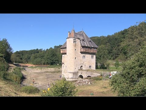Fouilles au château de Crupet