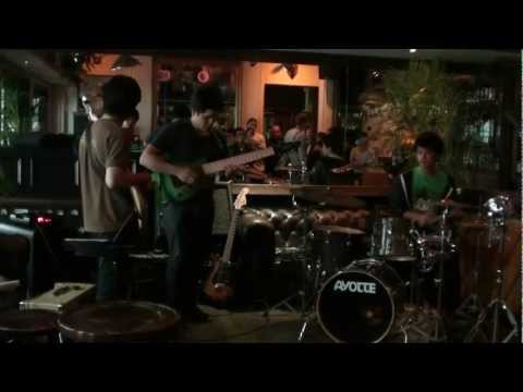 Jazz Session @ WORLD BAR, Kings Cross with Patrick on Drums, Part  4