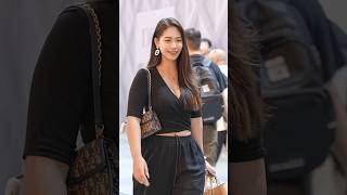 beautiful girl street fashion tiktok #chinesefashion #mejoresstreetfashion #shorts