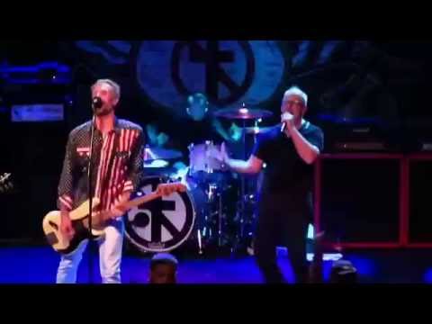 Videoclip de Best For You (Live) — Bad Religion