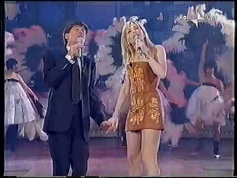 Special #unadinoi : Sigla di "Uno di noi" con Lorella Cuccarini, Gianni Morandi e Paola Cortellesi