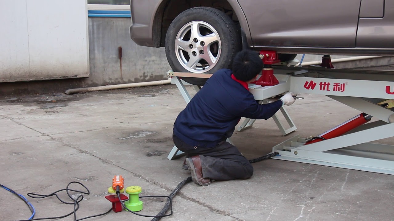 car bench auto repair