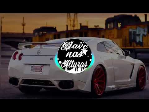 Mc Lucy-dentro do carro