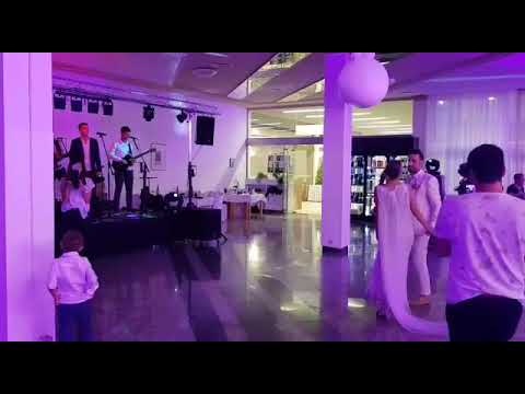 TI SI MOJ SAN - Grupa Amigos ( prvi ples Dijana i Mario 15.9.2018 )