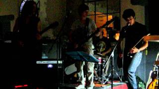 castaway cover INJECTED PARADISE live @le France 21/06/11