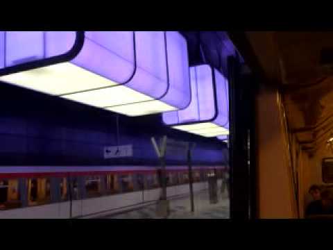  игра света в гамбургском метро