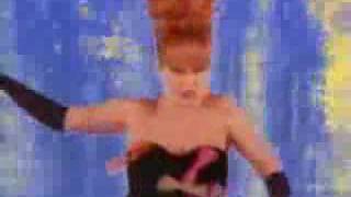 The B-52&#39;s - Girl From Ipanema Goes To Greenland [Official Music Video]