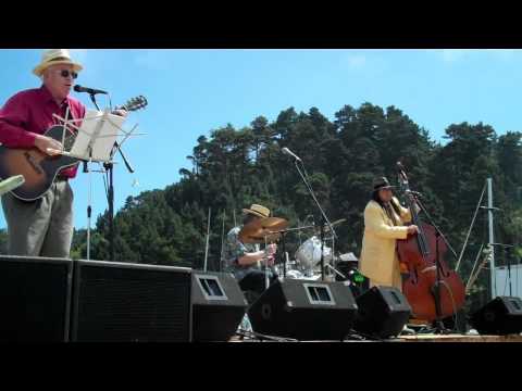 The Groovinators at the 41st Annual World's Largest Salmon BBQ