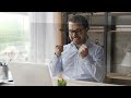 Login Me Video AD