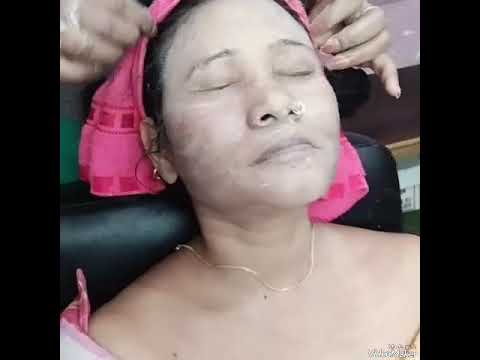 Ayushi beauty parlour facial