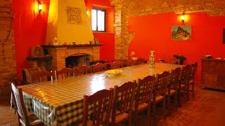 preview picture of video 'Historical building with four apartments + 1400 sqm garden - Montefino,  Аbruzzo'