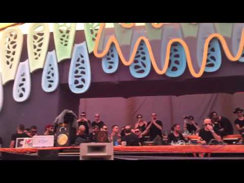 Marco Carola plays Rodrigo Carreira feat Nicoll Beck - New York @ Sunwaves 19 2016