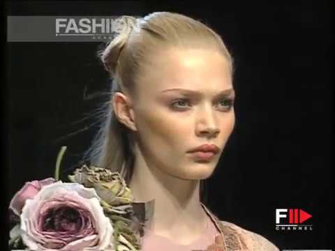 "Valentino" Spring Summer 1997 Paris 4 of 6 haute couture woman by FashionChannel