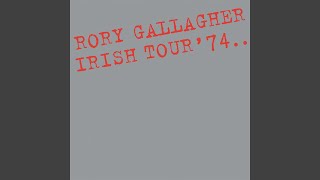 Who&#39;s That Coming? (Live)