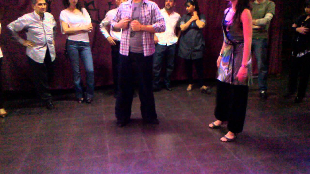 Hernán Prieto y Daniela Roig, clase de tango en La Viruta (25-08-2011)