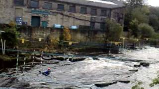 preview picture of video 'How Not To Do The Last Drop At Sowerby Bridge'