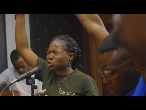 MUYA  - Lauriane Kabemba (Cover)