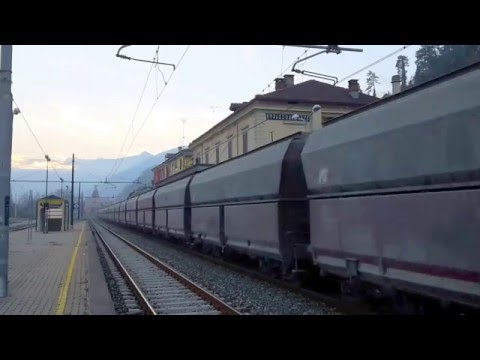 E.652 020 IN TRANSITO CON CARRI MERCI : BORGO S. DALMAZZO (CN) 8 - 12 - 2015.