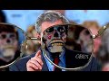 A Man Finds Glasses That Show The True Face Of Aliens