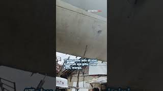 Download lagu Sayap Pesawat Timpa Rumah di Bogor, Diterbangkan Puting Beliung mp3