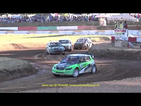 maggiora 2015 - touring ax - final - red flag