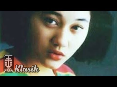 download lagu mp3 mp4 Download Mp3 Nike Ardilla Warna Cinta Kita, download lagu Download Mp3 Nike Ardilla Warna Cinta Kita gratis, unduh video klip Download Mp3 Nike Ardilla Warna Cinta Kita
