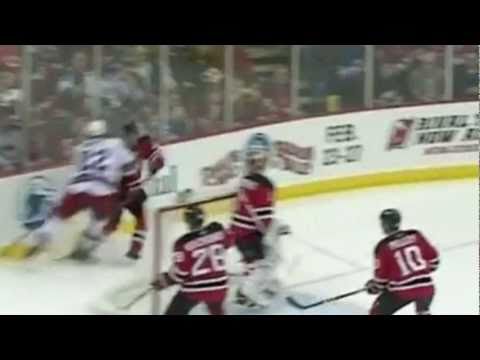 Brian Boyle runs over Mark Fayne