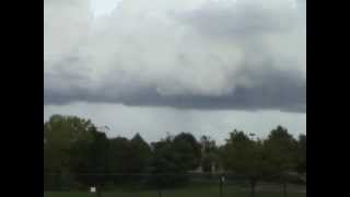 preview picture of video 'Severe Thunderstorm, Shelf Cloud, and Rainbows - 9/2/2014'