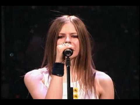 Avril Lavigne - Losing grip  (Buffalo NY concert)