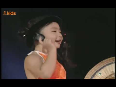 Thể hiện bởi Xuân Mai