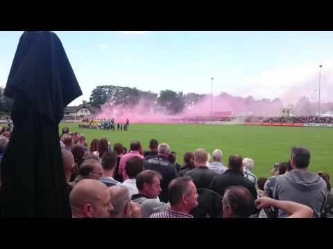 Pyro bij opkomst vv Dongen - PSV : 02-07-16