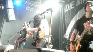 Do It Or Die - Die Mannequin (Live)