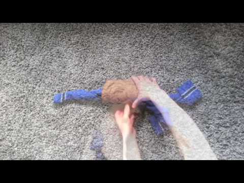 How to Fit a Full Outfit Into Your Socks