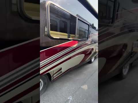 2015 Tiffin Breeze 28BR