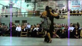 VIRGINIA GOMEZ Y CHRISTIAN MARQUEZ  "LOS TOTIS" EN LA MILONGA DEL MORAN 02/04