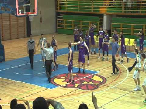 Polémico final entre CEBA Guadalajara y Amics Castelló para ascender Adecco Oro