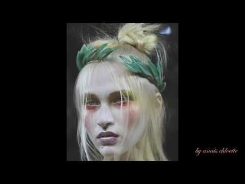 Florence Welch reads William Blake