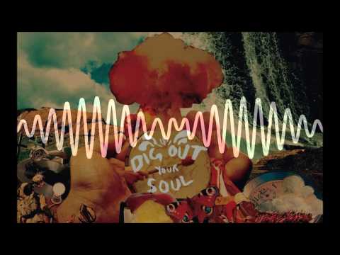 Arctic Monkeys vs. Oasis - Do I Wanna Wait for the Rapture? (Mashup)