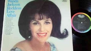 Wanda Jackson - Because It&#39;s You (1965).