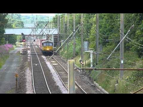 4M74 = 86622 & 86639 Freightliner.