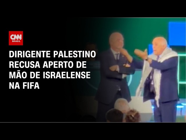 Dirigente palestino recusa aperto de mão de israelense em evento da Fifa | CNN PRIME TIME