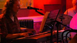 The Frances Knight Trio with Tony Coe - A Foggy Day In London Town