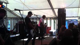 Rasta Knast - Einer mehr oder weniger [Back to Future] | 2013